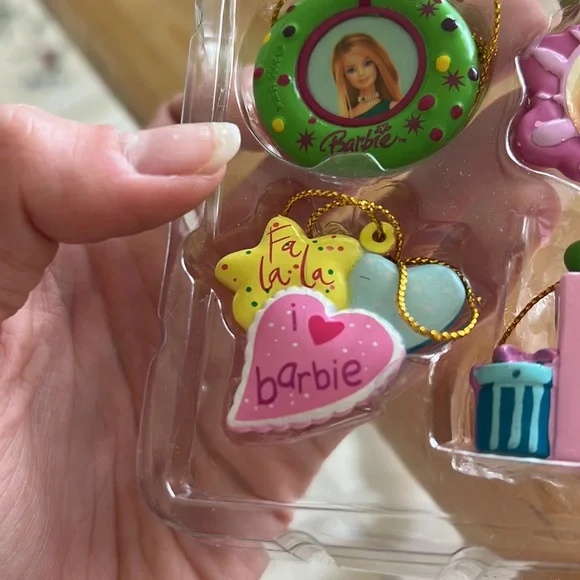 Barbie Mini 5 Piece Ornament Set - Picture 3 of 3